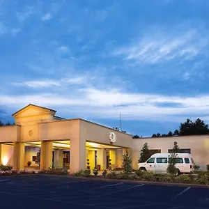 **** Hotel Doubletree By Hilton Airport United States