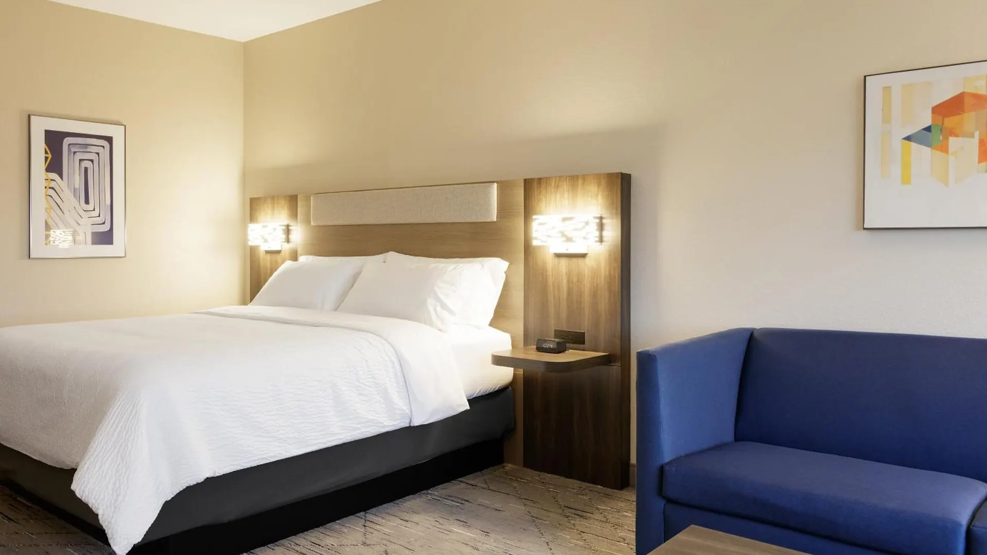 Holiday Inn Express & Suites Memphis East By Ihg 2*,  USA